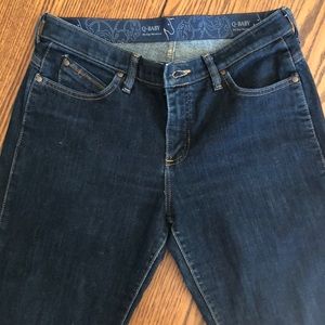 Wrangler Q baby size by 9/10 no gap waist band jeans